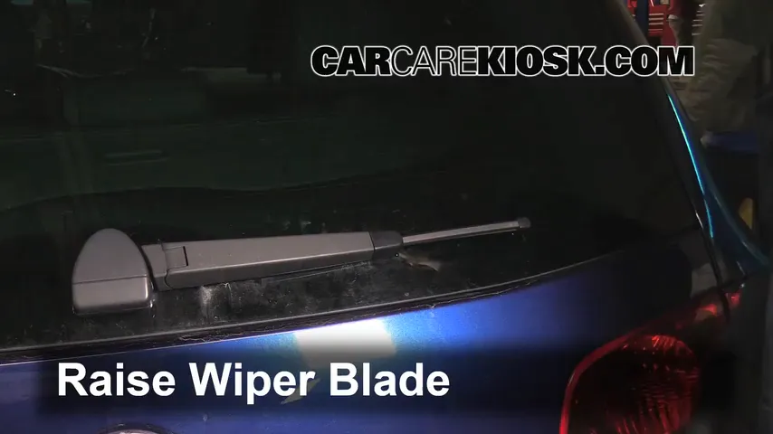 2006 Volkswagen Touareg 4.2L V8 Windshield Wiper Blade (Rear) Replace Wiper Blade